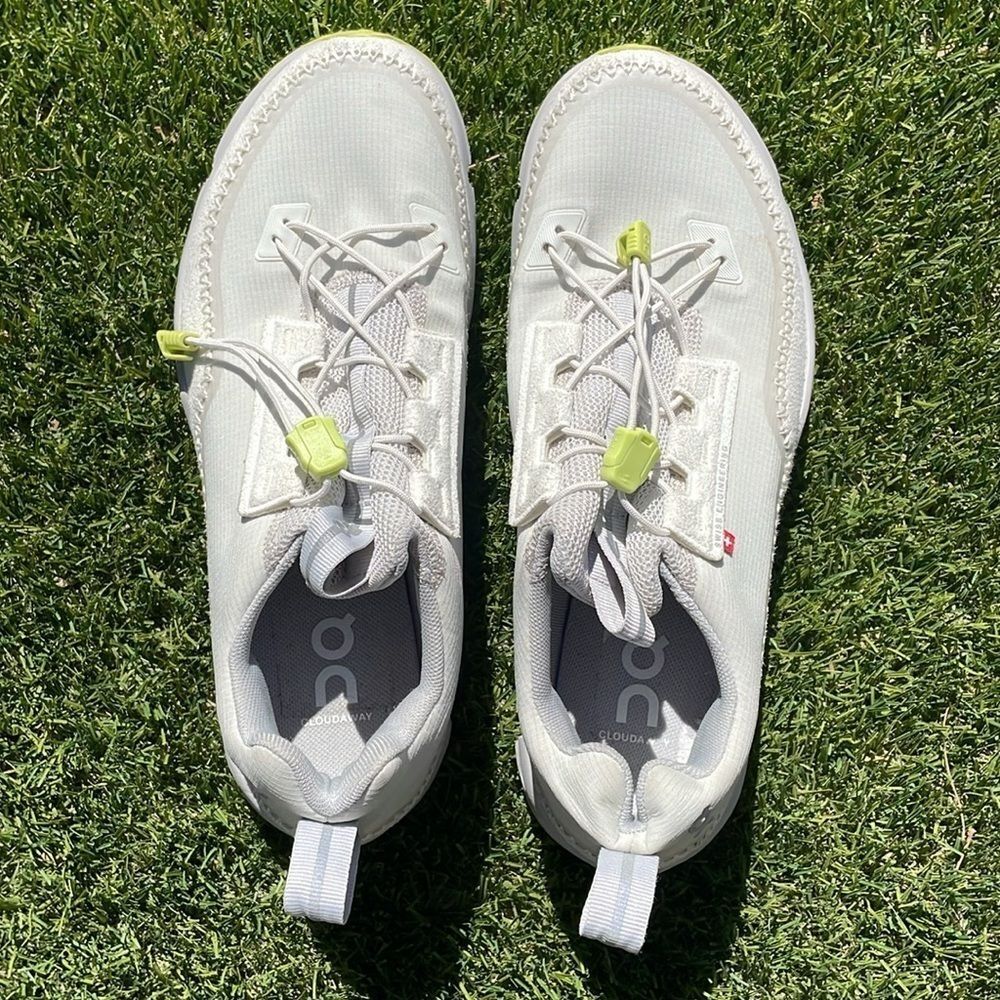 LIKE NEW ON Cloudaway Sneakers - Picture 5 of 8